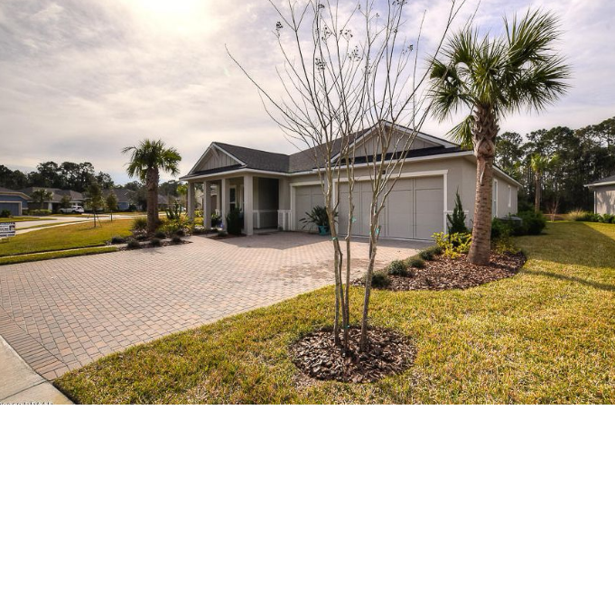 Lake/Pond Home For Sale in Ormond Beach