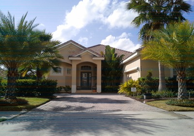 Carlos Just Listed 460 Luna Bella Lane!