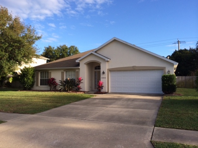 Carlos Ring Just Listed 1484 Surrey Park in Port Orange!