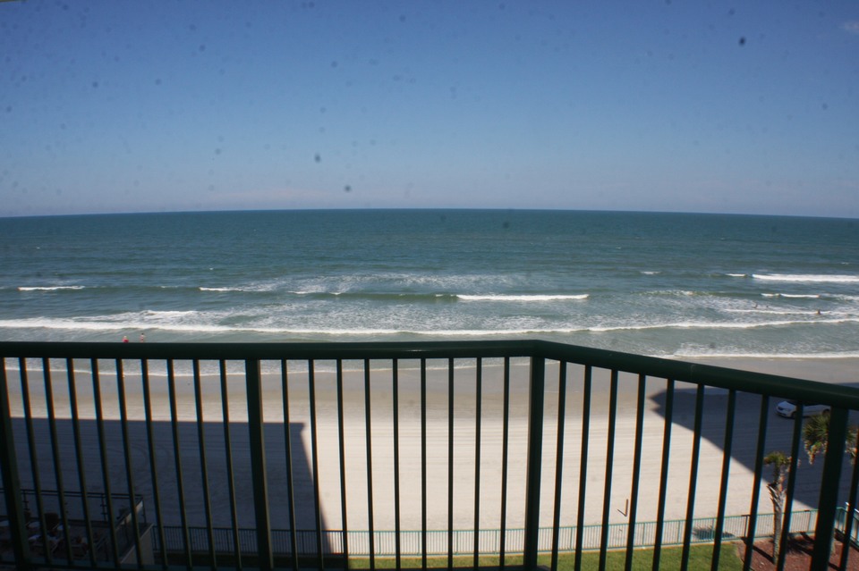 Ocean front condo great rental potential